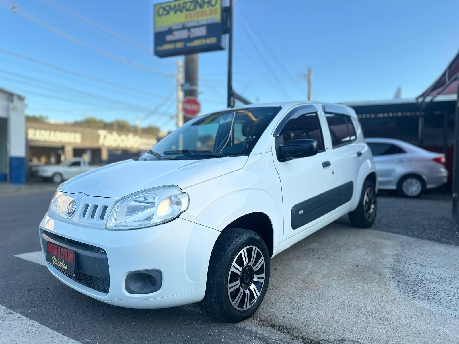 Fiat Uno Vivace 1.0 Flex 2013 🔥