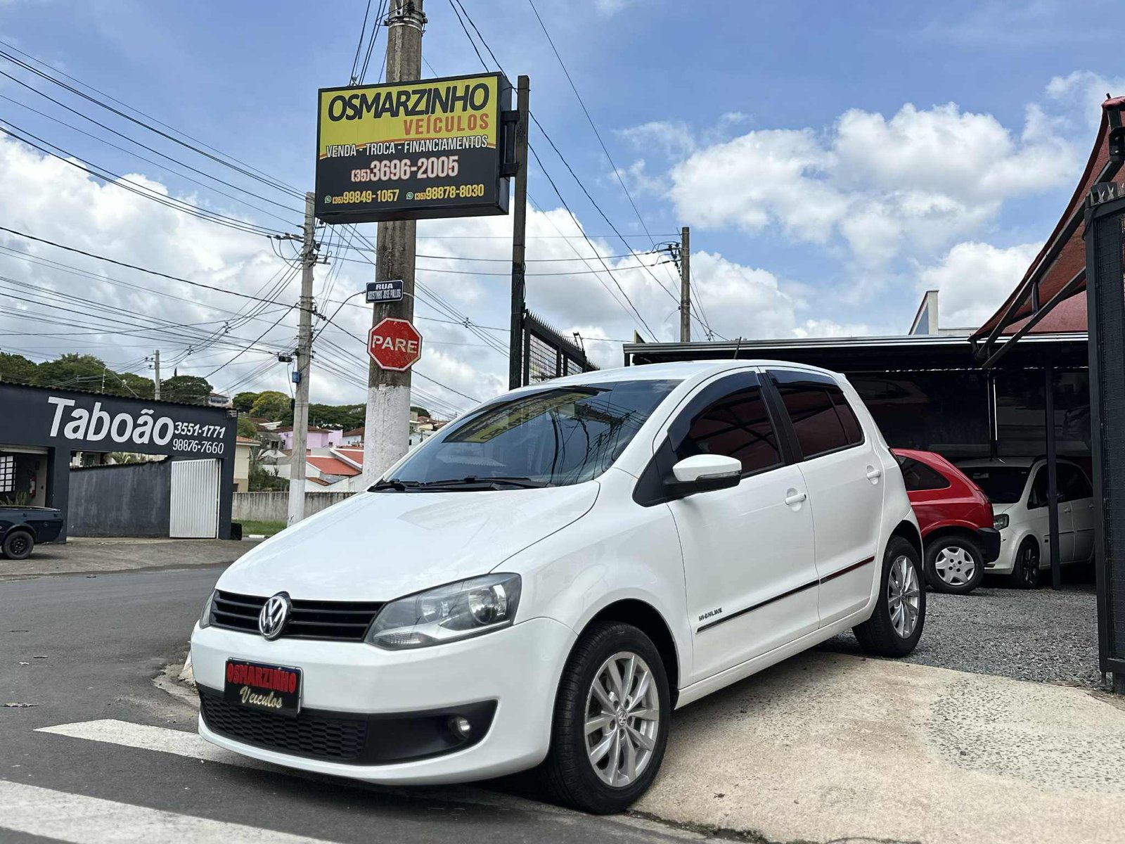 Volkswagen Fox Highline 1.6 Flex 2014🔥