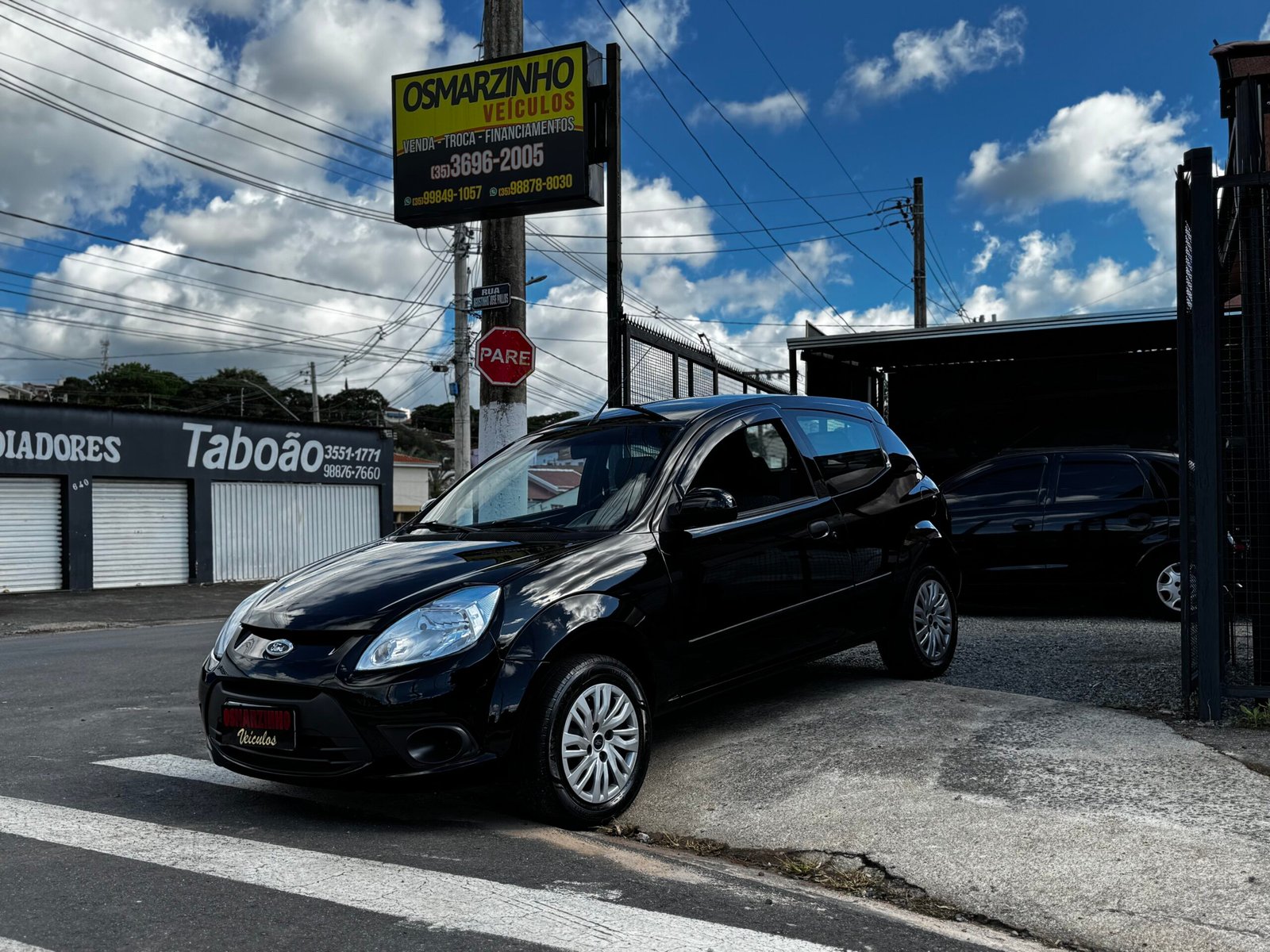 🚗 Ford Ka 1.0 Flex – 2013<br>💰 R$ 28.500,00