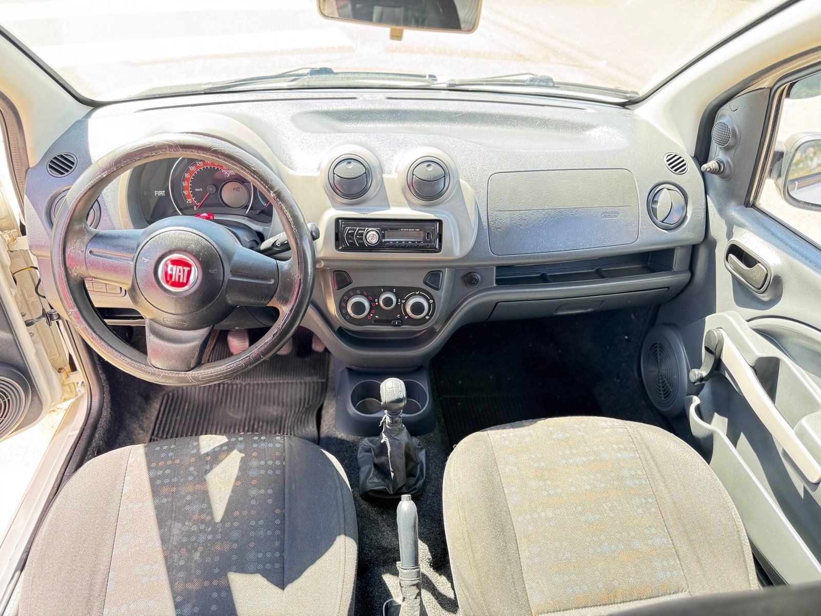 🚗 FIAT UNO EVO 1.0 FLEX 2015 — foto 6