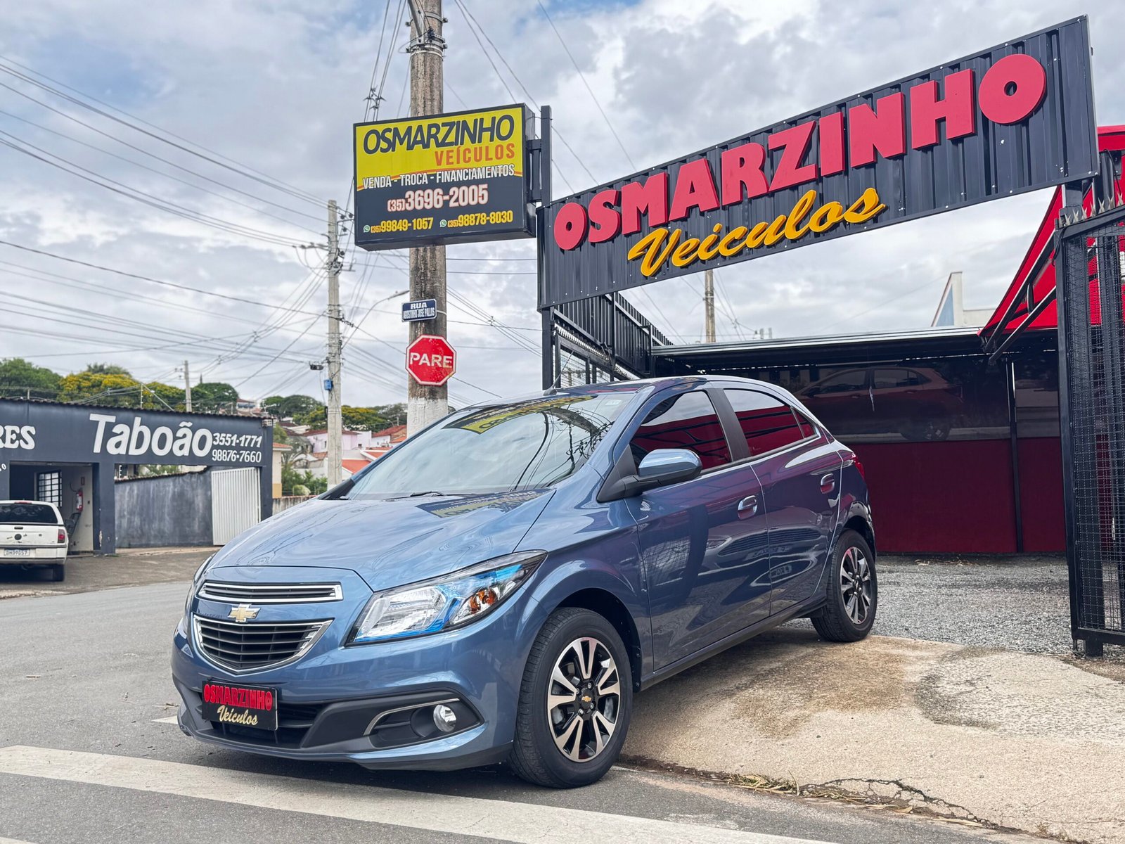 Chevrolet Onix LTZ 1.4 automático ano 2015