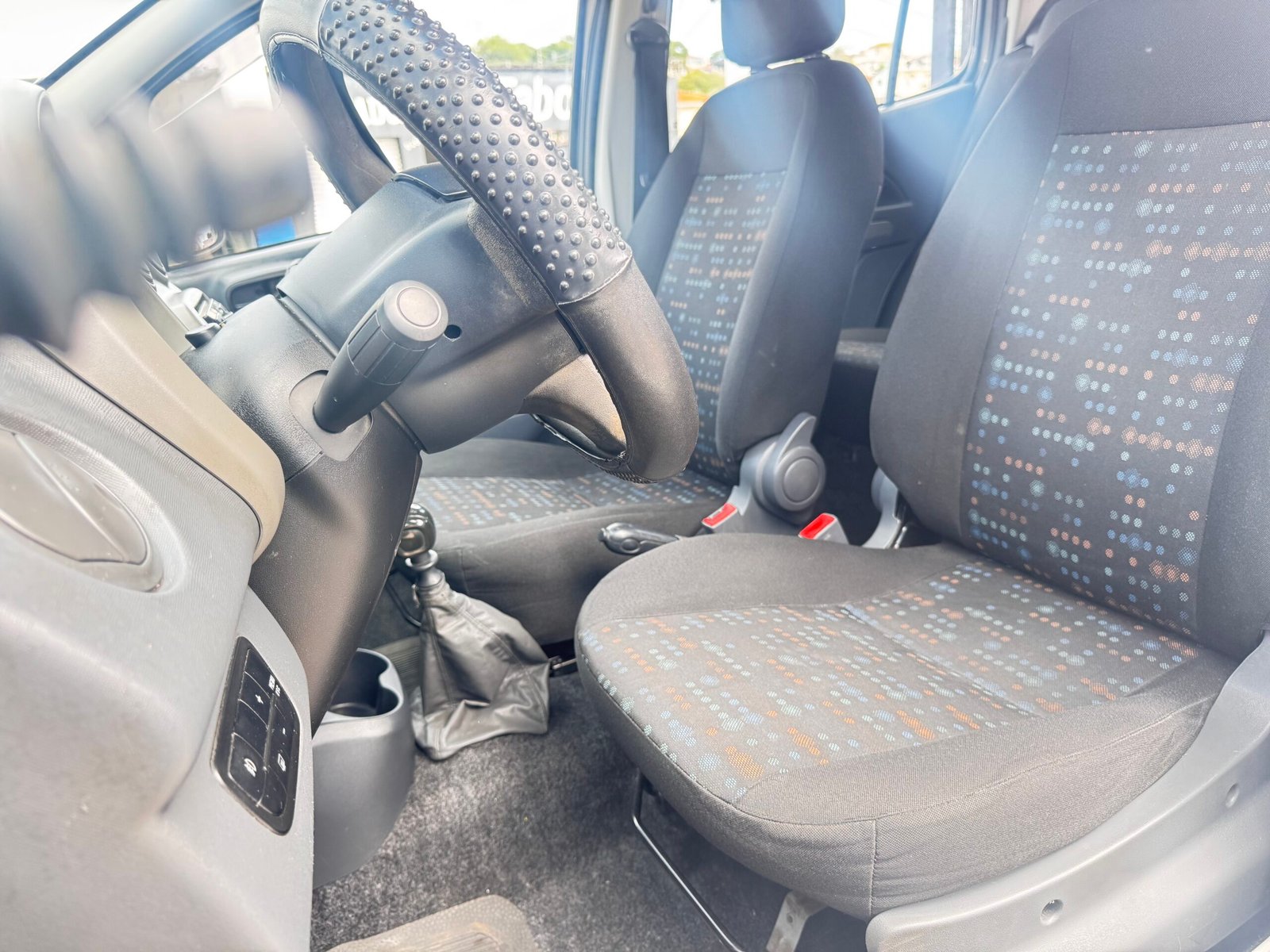 🚗 FIAT UNO EVO VIVACE 1.0 2014 — foto 9