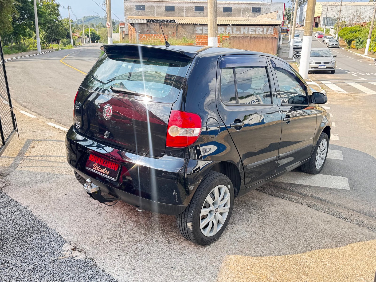 🚗 VOLKSWAGEN FOX TREND 1.0 2010 — foto 4