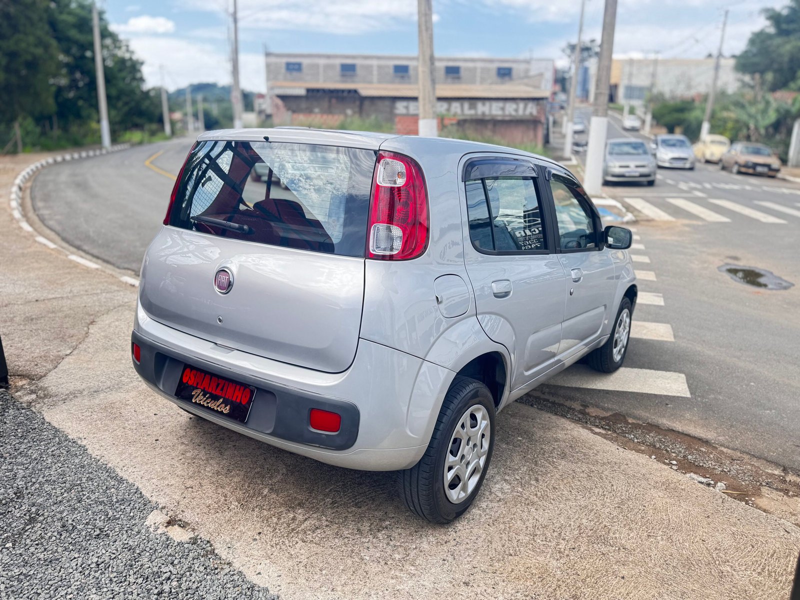 🚗 FIAT UNO EVO VIVACE 1.0 2014 — foto 5