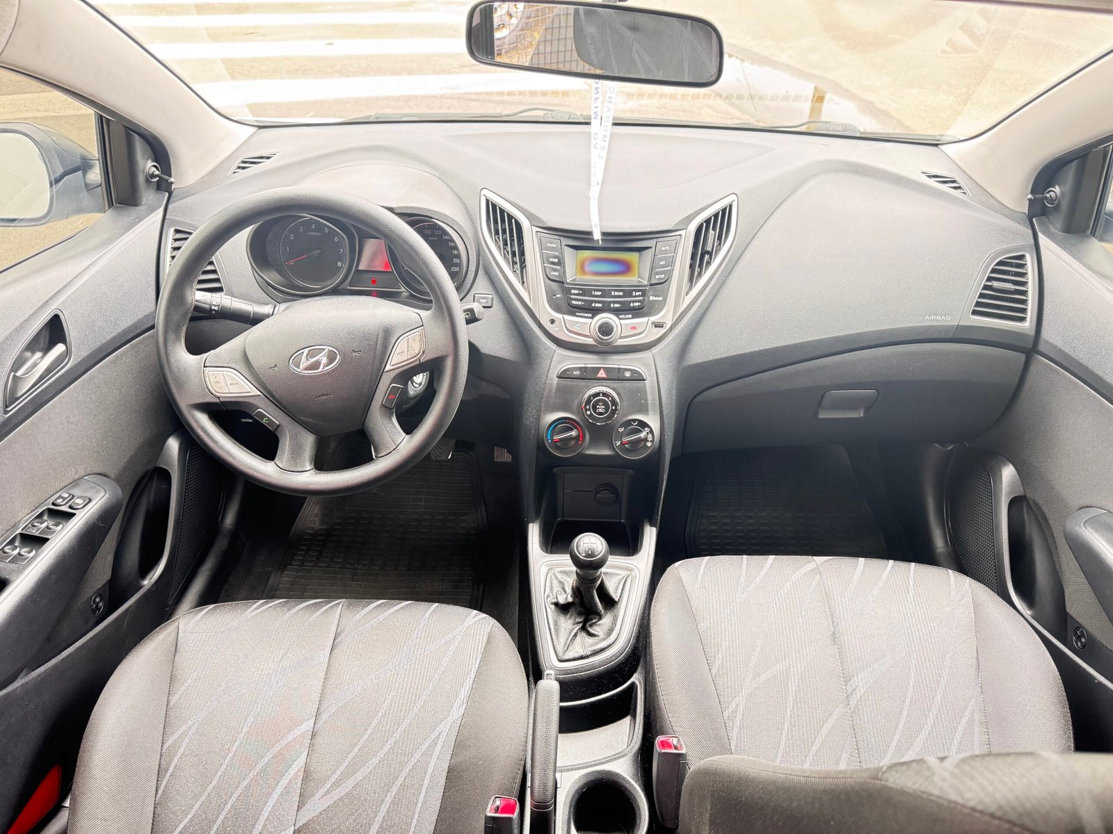 🚗 Hyundai HB20 Comfort 1.0 Flex 2014 — foto 7